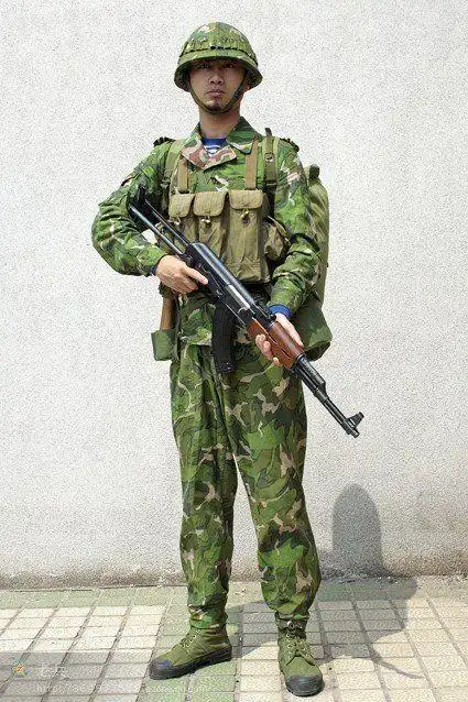 【图片】中国军队迷彩服【穿迷彩服吧】_百度贴吧