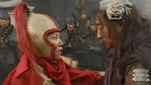 梁山最后一战扈三娘晚上去找林冲两人见面后究竟做了什么