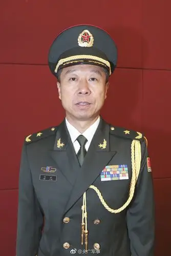 中国人民解放军航天员大队特级航天员刘旺被授予少将军衔