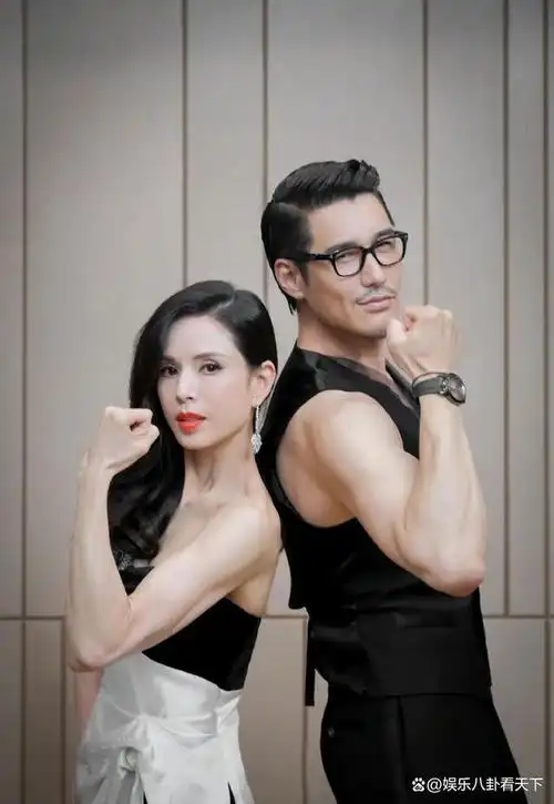 回顾当胡兵和郑嘉颖同框才终于承认港星的保养真的太绝了