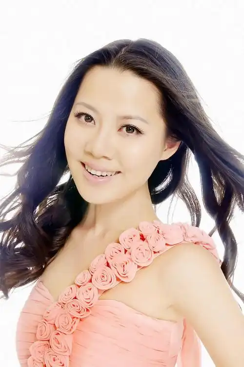 【转载】东方美色丽人榜[10]易莉 田雨娇