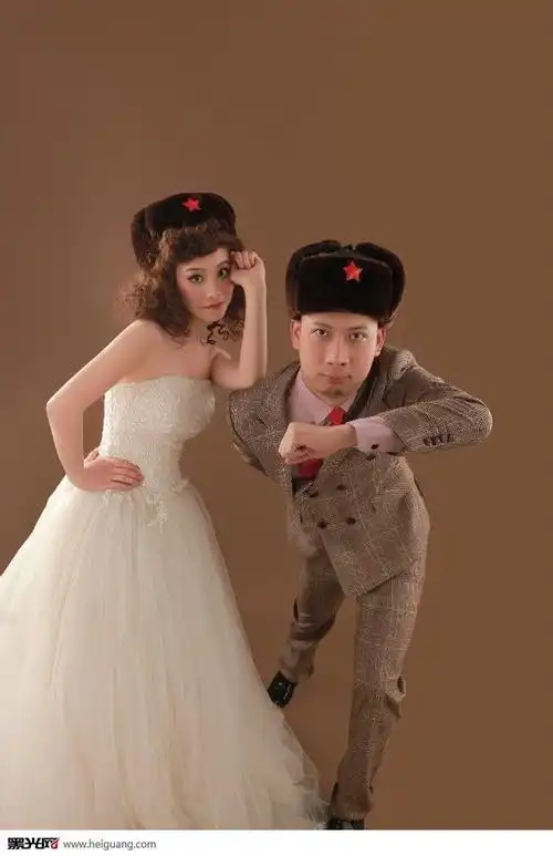 搞怪婚纱照_婚纱摄影