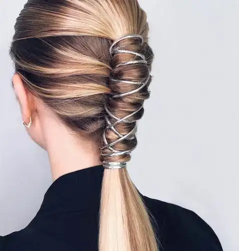 t台上炫酷的辫子造型