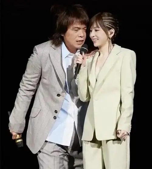 打败韩星王心凌惹伍佰心疼主动写歌让芒果市值暴涨70亿