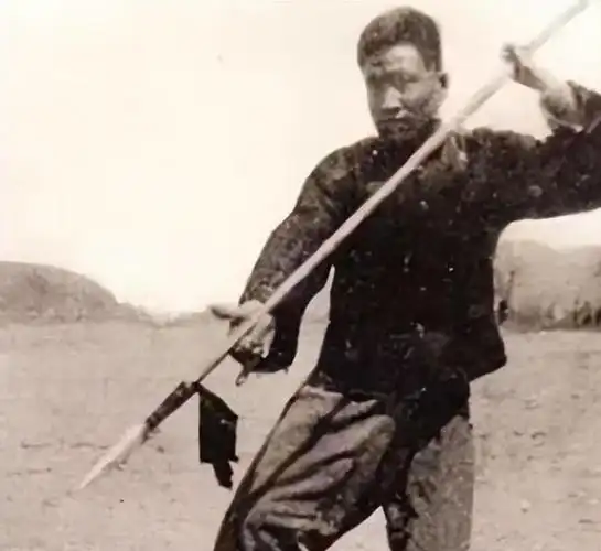 日本最窝囊将军逃跑时被长矛刺穿肛门砍下头颅罪有应得