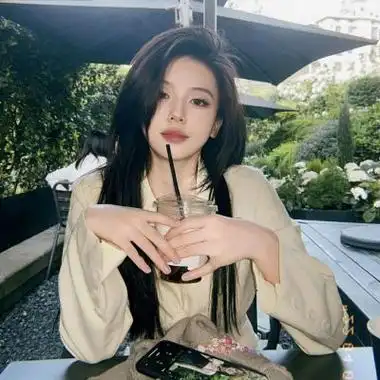 现实生活女生头像生活照适合自己的活法就是开心的