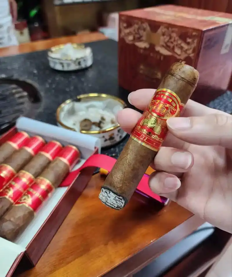 长城雪茄 · 益川老坊 国产雪茄中的扛把子 [强][强][强 - 抖音