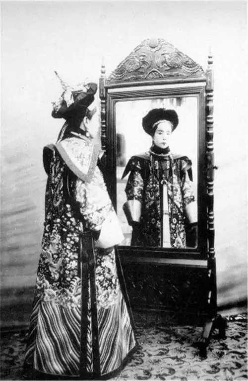 晚清绝版老照片:第一张光绪皇帝的宠妃,最后一张实属罕见