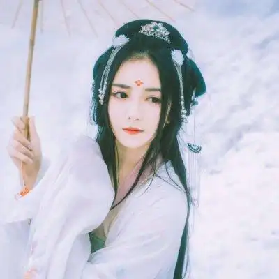 唯美古风女头高清 白衣唯美古风女生头像