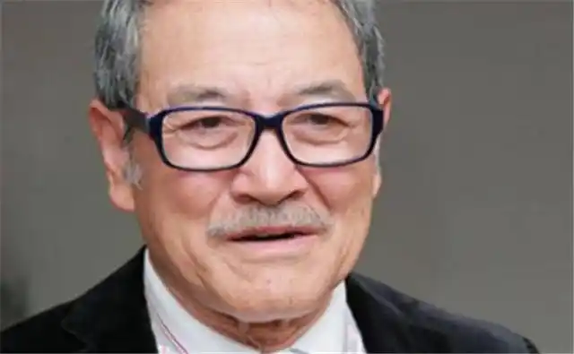 1944年出生的刘丹,本名刘庆基,他在4岁那年跟随父母从山东移民到香港