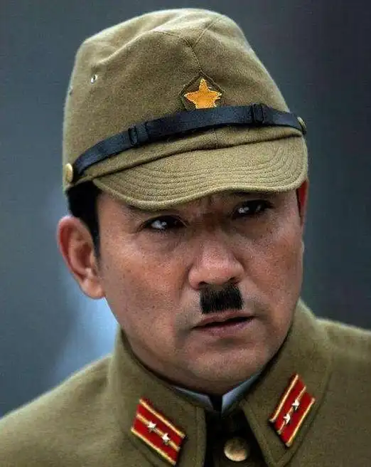 为什么二战时期的日本人都会留一撮难看的胡子有什么用吗