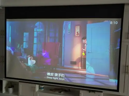 你们下班后回家还会看电视吗?很多人都说家里的电视慢慢成了摆设