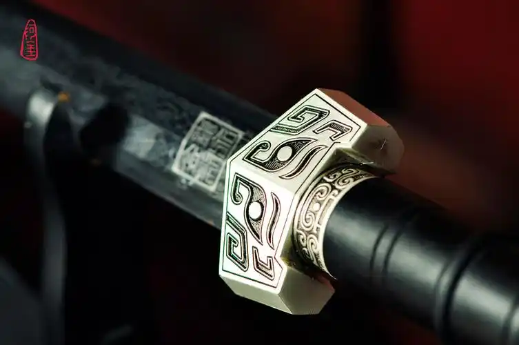 周瑜护手剑_金字号宝剑_龙泉市陈记阿金剑铺,龙泉宝剑铸剑师陈阿金