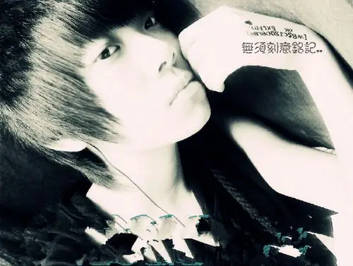 非主流帅哥图片手机壁纸下载