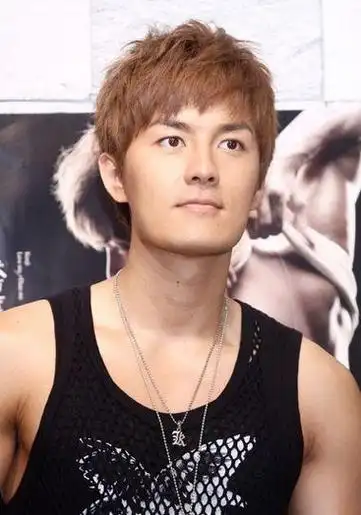 国字脸适合发型男短发(国字脸男人剪什么样的短发帅气)(7)