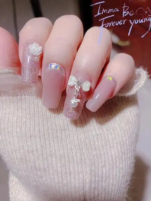 显白又好看的美甲