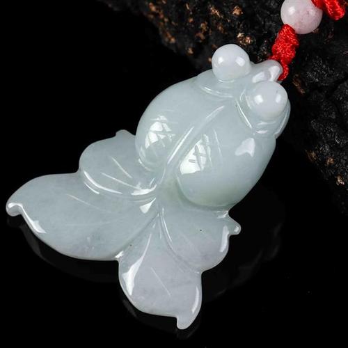 玉石吊坠有哪些款式(玉石吊坠什么造型最好看)