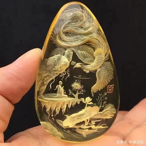 阴雕工艺和琥珀的完美结合,带你欣赏真正的净水阴雕琥珀精品