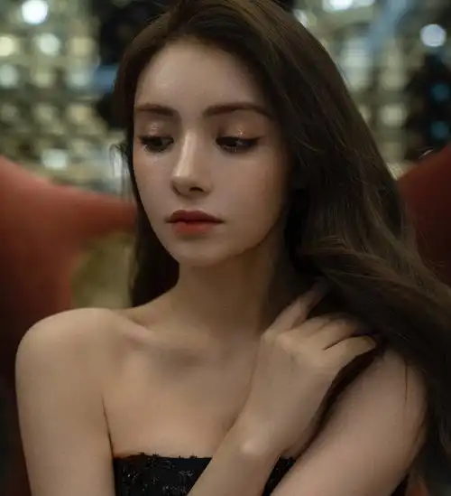 麦迪娜姜潮走红毯接吻三次是博眼球还是太恩爱