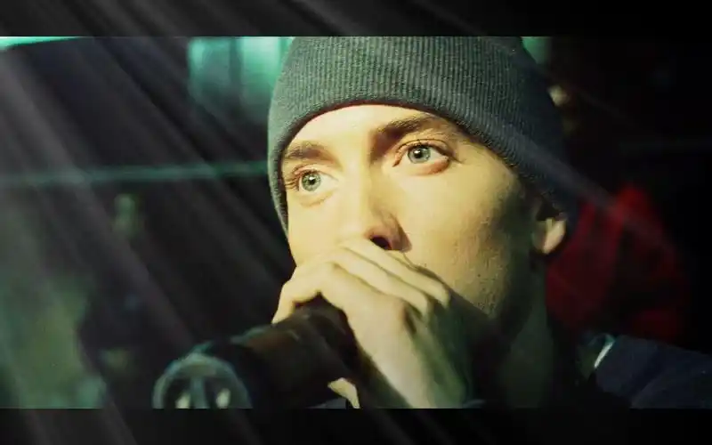 【1080p】姆爷八英里超神说唱,白人皮肤下的黑人灵魂