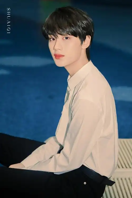 tnt时代少年团 壁纸两周年快乐o(≥v≤)o cr.silience·帅魌