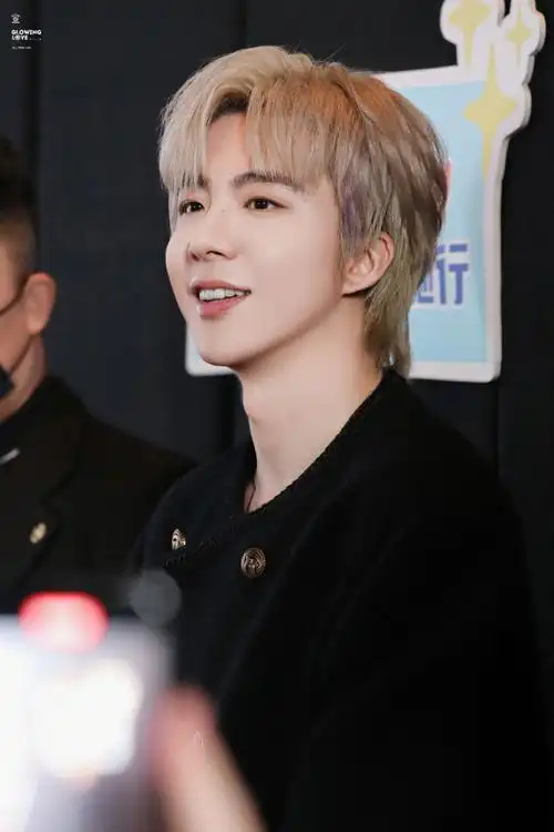 刘宇宁做自己的光#/20230719  《做自己的光》微博追剧团/是可爱帅气