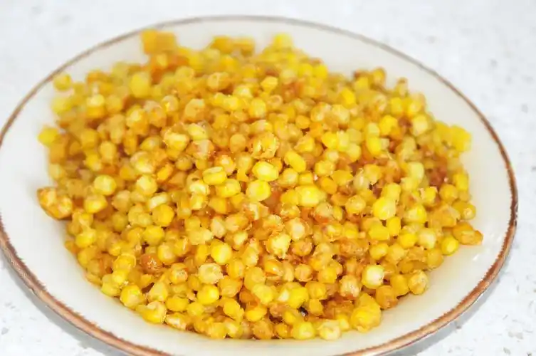 玉米新吃法不用放盐味咸香做法简单粒粒酥脆一锅都不够吃