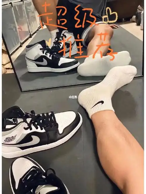 耐克中筒白袜,真的全网都在穿