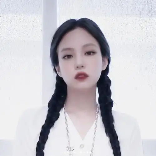 jennie双马尾