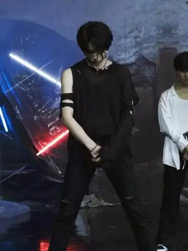 刘耀文《破风(the eve)》cover个人直拍 弟弟越来越帅!