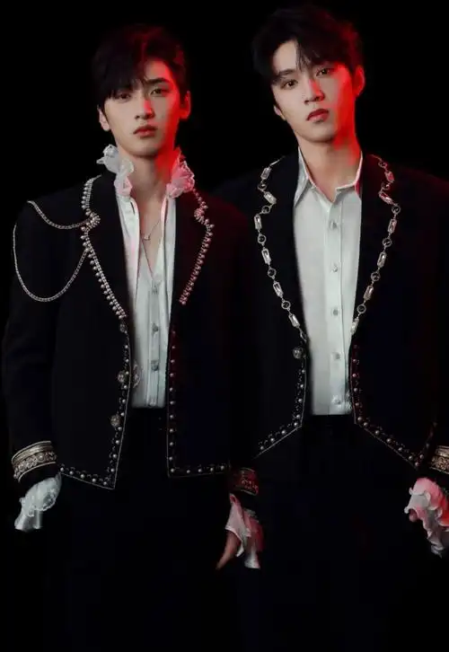 刘耀文严浩翔青春光芒万丈与你来日方长