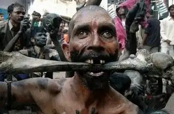 原来食人族真的存在他们喝人血生食人肉