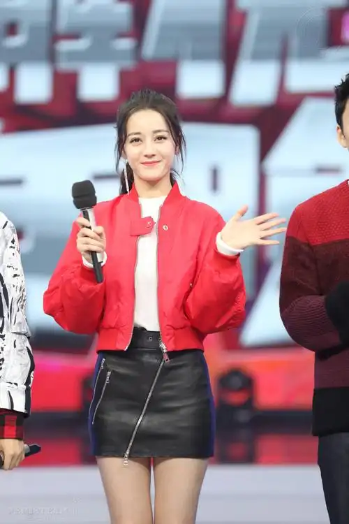 迪丽热巴#17年快本生图分享.