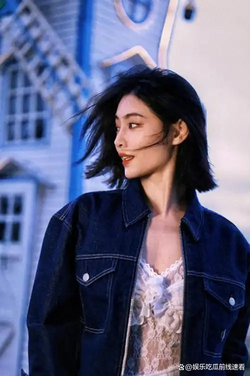 近日,知名偶像女团snh48成员许佳琪在社交媒体上晒出