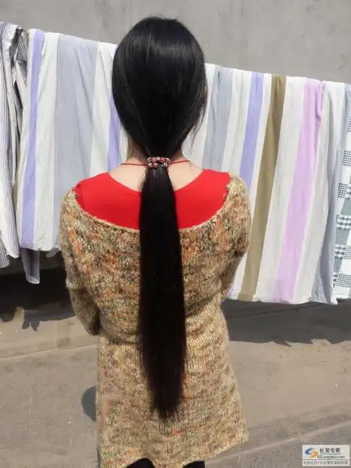 漂亮女孩乌黑长发剪成板寸头-戈壁落日046#(10)