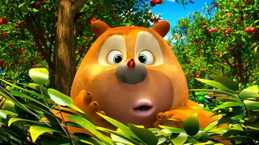 熊熊乐园熊大去找蜂蜜不小心把蜂窝捅掉这下要惨了