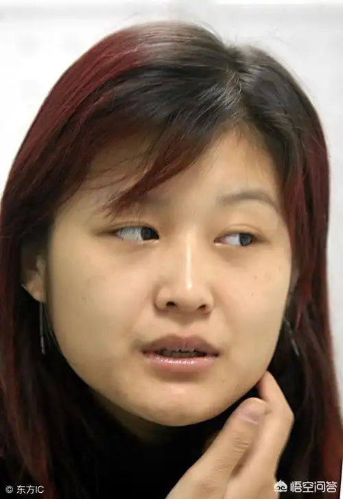 常见于一些男生的身上,但是也不乏一些女生拥有着一张标准的国字脸