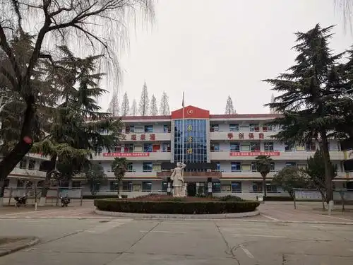 灵宝实验高中 《学海无涯》 高三之勤奋篇