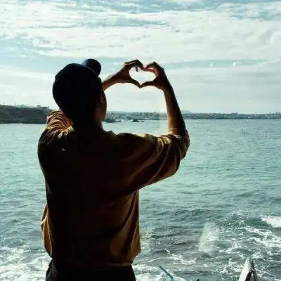 酷男头像图片背影图片_男生超酷帅气头像图片背影