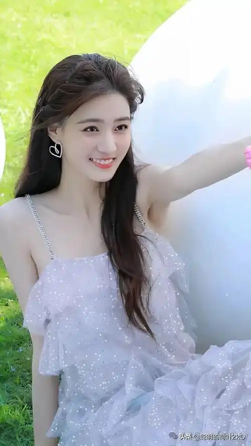 女神徐璐青春之光璀璨明星