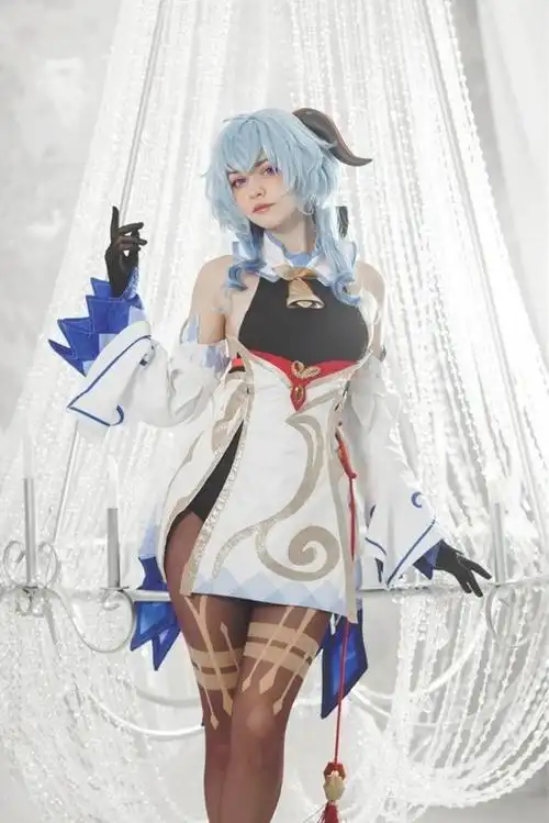 俄妹cos《原神》甘雨:黑丝"椰羊"魅惑度拉满