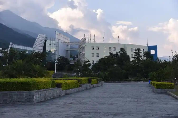 大理大学云南国庆游摄影