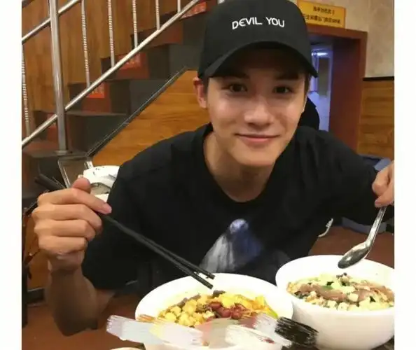 和男朋友吃饭合集06