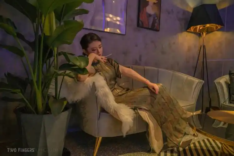 纸醉金迷的旗袍风格