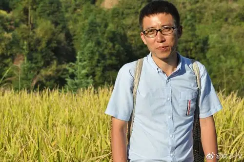 80后农村大哥悬赏找初恋,你见过如此痴情的男人吗_高清图集_新浪网