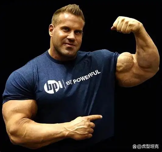 卡特是健美圈的传奇人物,绰号"大冰箱",在其辉煌的健美生涯中一共获得