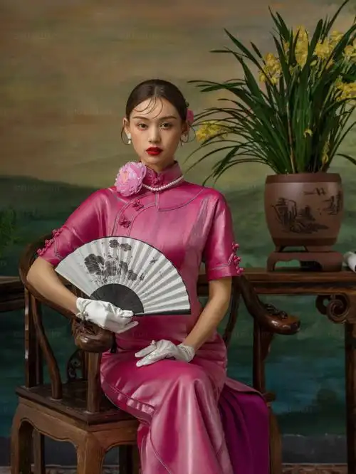 新中式旗袍婚纱照当中式撞上油画风