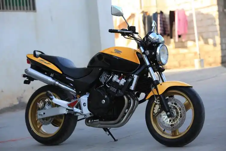 honda 99年小黄蜂250【已售出】