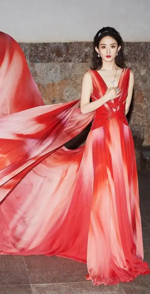 240203赵丽颖华衣盛宴壁纸大赏红衣舞动春风中