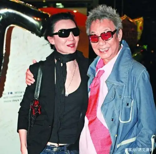 相亲认识,热恋三年,烛光晚餐下谈分手,张曼玉和尔冬升的这段情